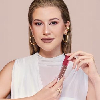 Batom Líquido Niina Secrets Skinny Matte Castanho Begônia 5ml Batom Líquido Niina Secrets Skinny Matte Castanho Begônia 5ml