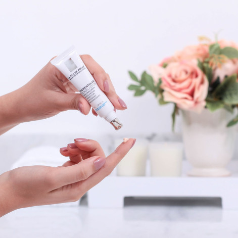 Pigmentclar Olhos La Roche-Posay Loção Antiolheiras 15ml