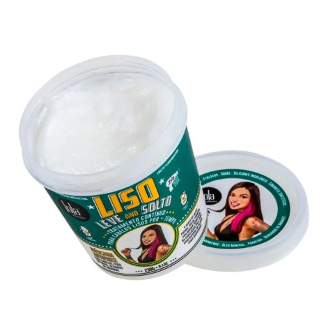 Máscara Capilar Liso, Leve e Solto Lola Cosmetics com 230g